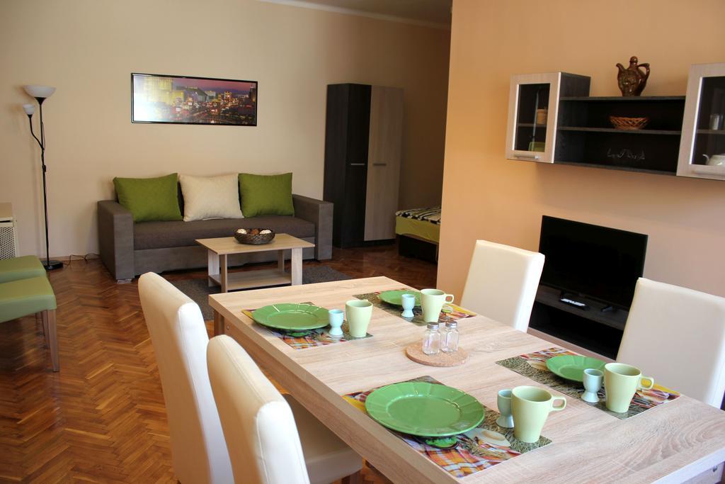 Veva Apartman - Eger Maganszallashely Exteriér fotografie